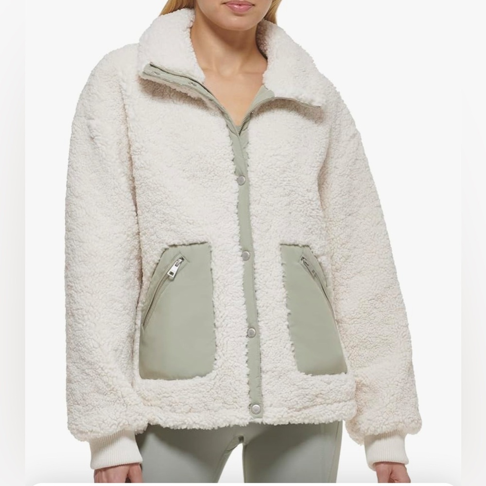 NWT-Levi's Women's Sherpa Teddy Jacket Cream/Sea Green, X-Large